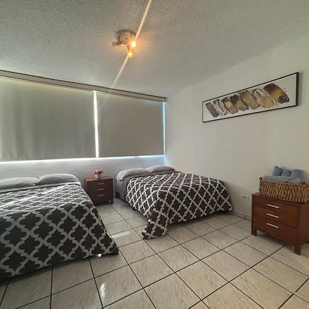 Marbella Apartments San Juan Ngoại thất bức ảnh