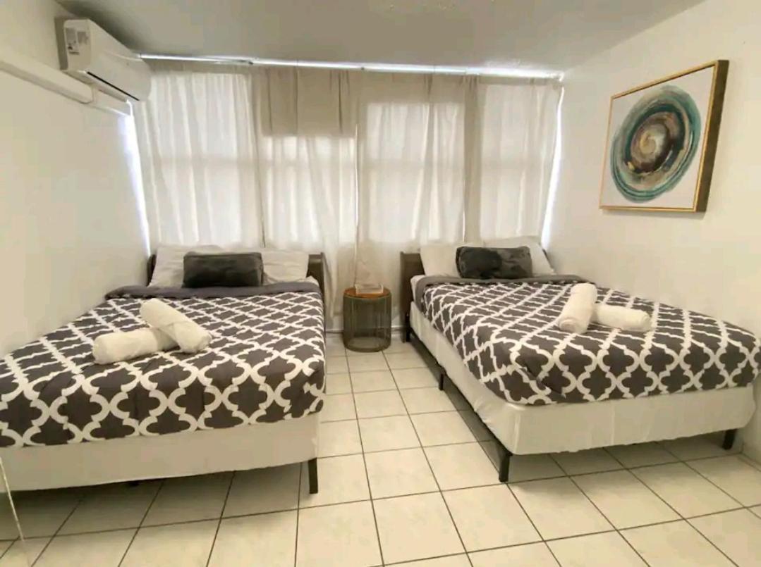Marbella Apartments San Juan Ngoại thất bức ảnh